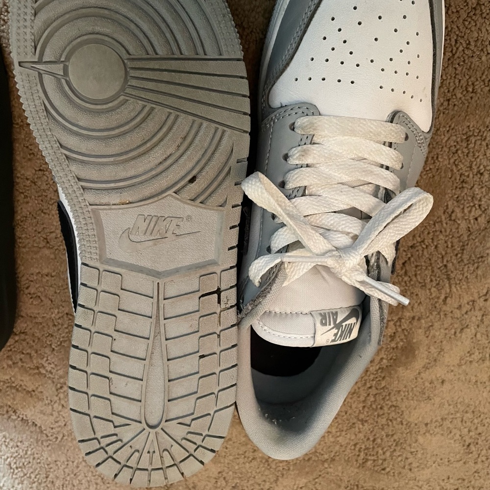 Nike Air Jordan low top